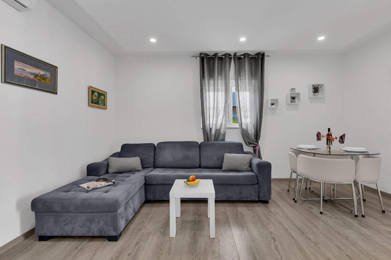 Sunny Garden Apartments Ana Makarska Buitenkant foto
